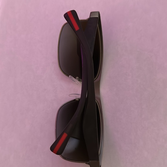 Prada Sunglasses - Picture 6 of 9